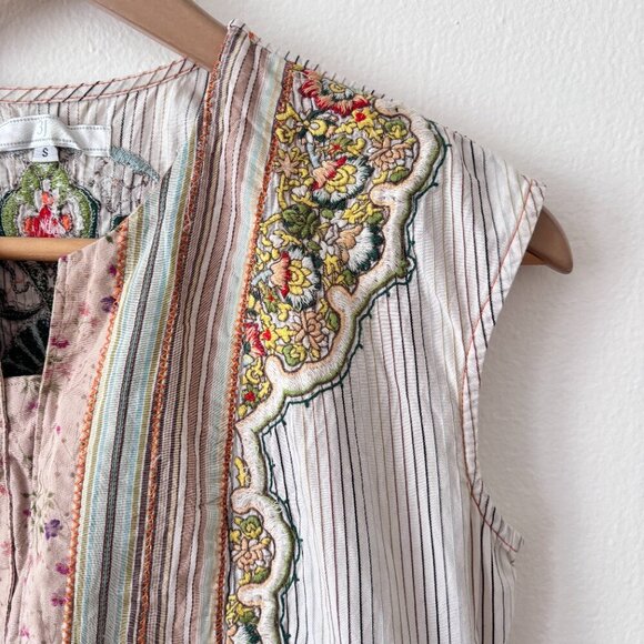 Johnny Was 3J Workshop Floral Embroidered Sleeveless Top - Picture 3 of 7